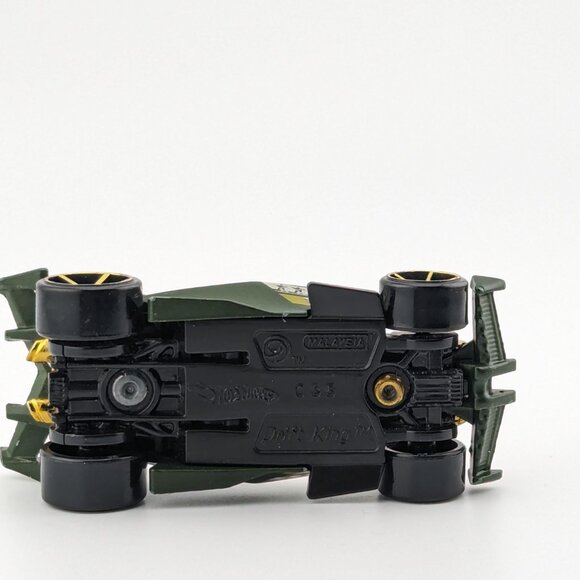 Hot Wheels Hotwheels 2007 # 28 Drift King Green/Gold collectible Diecast Car - Picture 3 of 3